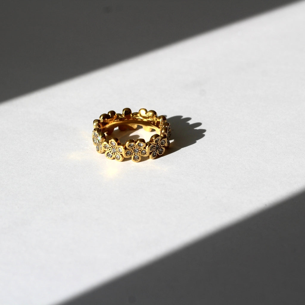 ANILLO FLORES - Chapado en oro