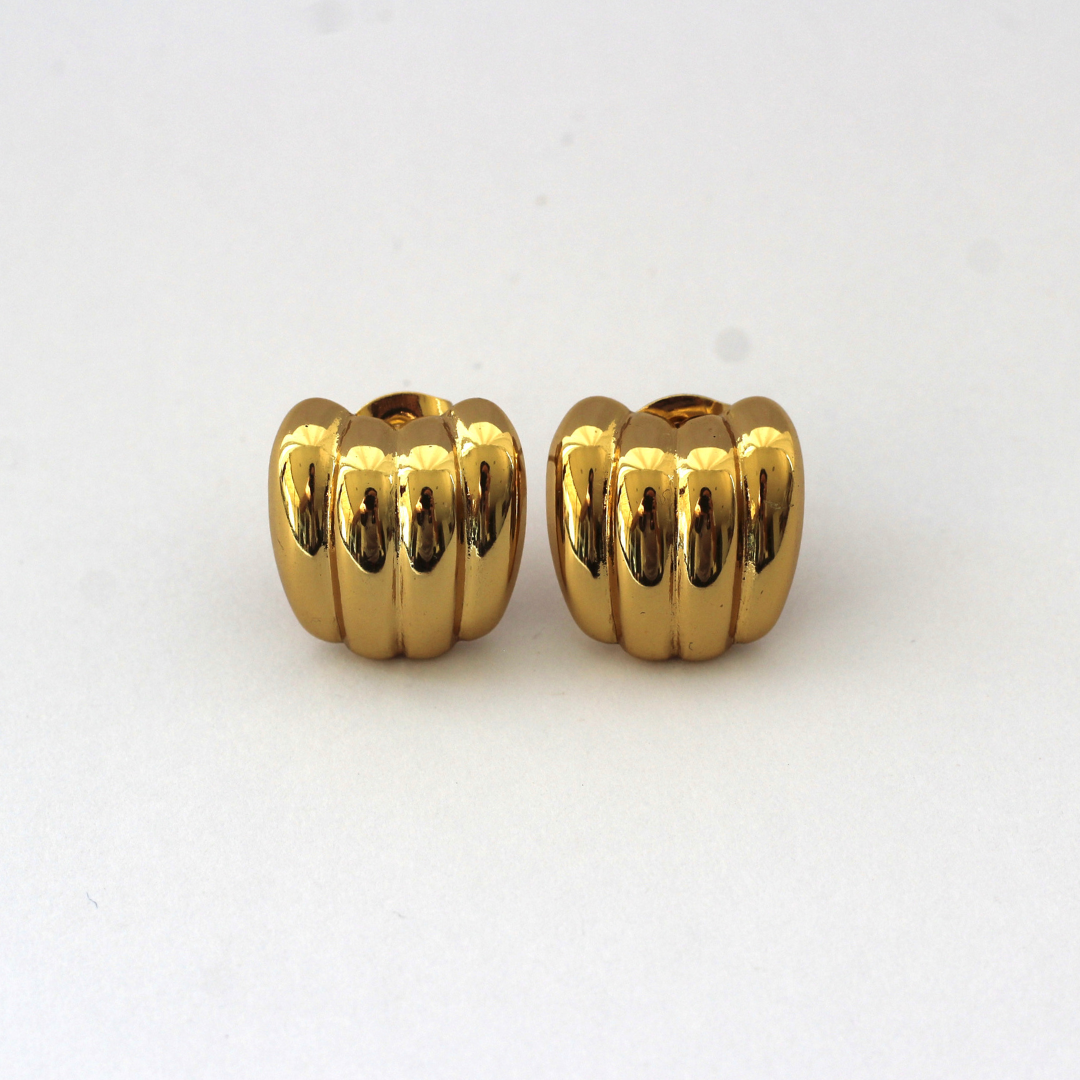 PENDIENTES DORADOS CLÁSICOS