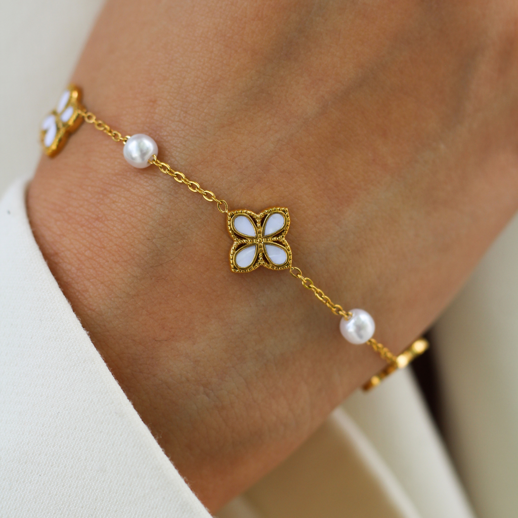 PULSERA TREBOLES BLANCOS
